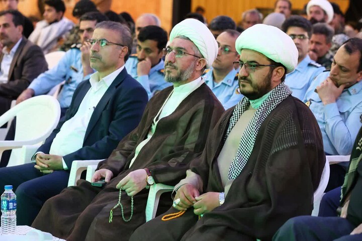 تصاویر / مراسم عطرافشانی گلزار شهدای همدان