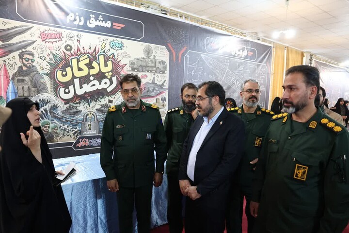 تصاویر / آیین اختتامیه «پاتوق نوجوان مبارز» در همدان