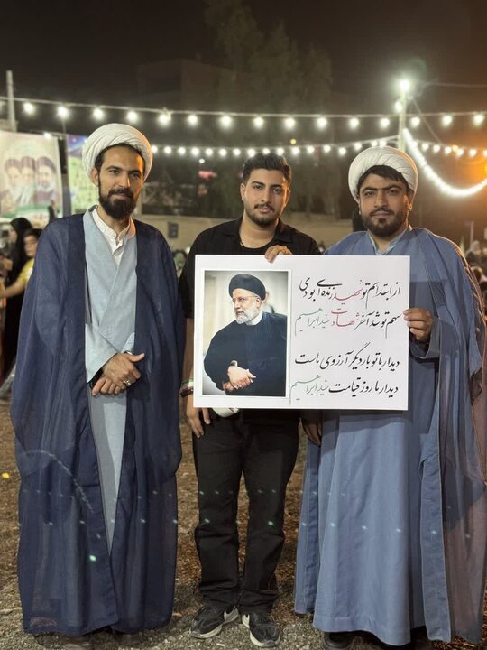 تصاویر/ فعالیت فرهنگی و تبلیغی موکب مدارس علمیه آیت اللّه اعتمادی درهشتاد و دومین تجمعات شبانه