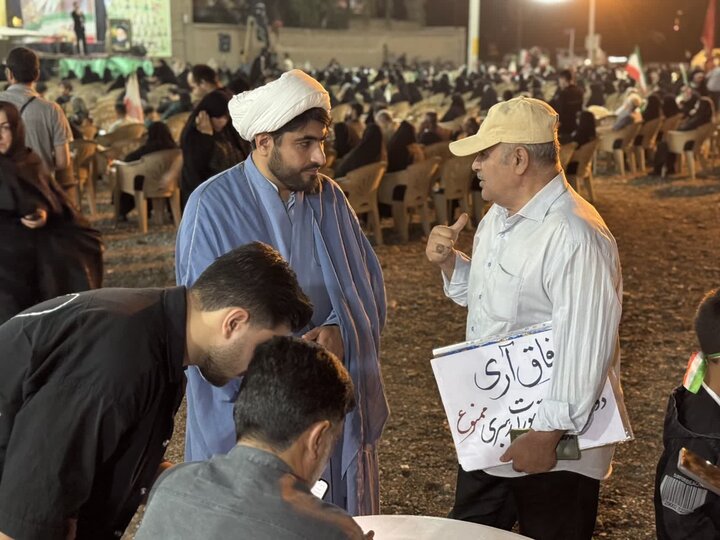 تصاویر/ فعالیت فرهنگی و تبلیغی موکب مدارس علمیه آیت اللّه اعتمادی درهشتاد و دومین تجمعات شبانه