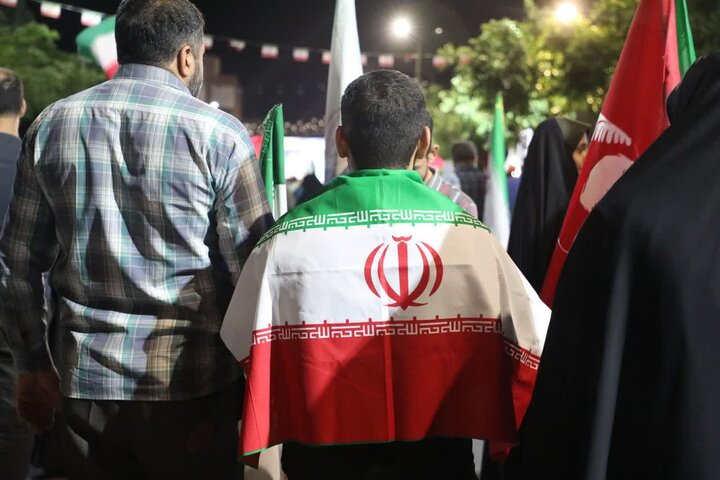 تصاویر/ در هشتاد و دومین شب اجتماع مردمی «شب‌های اقتدار» مردم شهیدپرور شهر سمنان