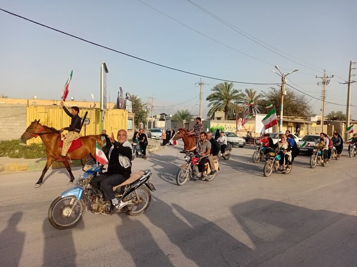 تصاویر/ رژه تراکتوری در روستای نظرآقا