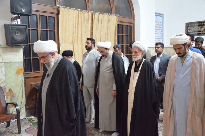تصاویر/حضور دبیر مجمع جهانی اهل‌بیت(ع) در امامزاده محمد عابد(ع) اراک