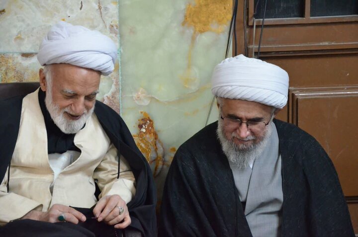 تصاویر/حضور دبیر مجمع جهانی اهل‌بیت(ع) در امامزاده محمد عابد(ع) اراک