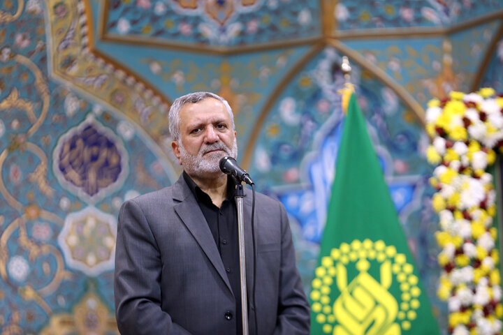 بزرگداشت شهید آیت‌الله رئیسی و شهدای خدمت در حرم بانوی کرامت
