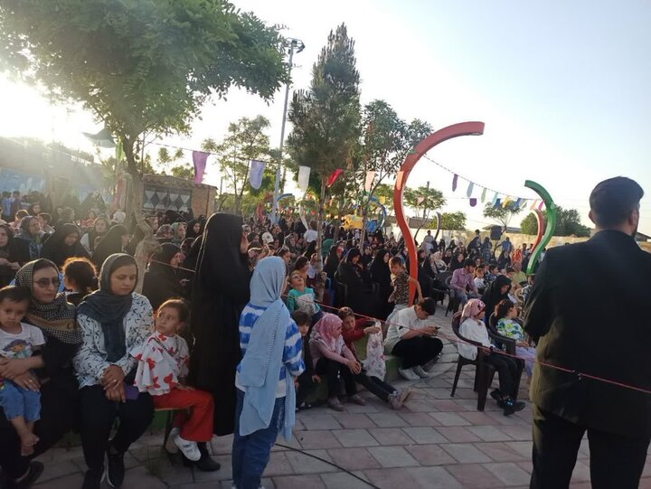 تصاویر/آیین افتتاح بوستان قرآن کریم در زرندیه