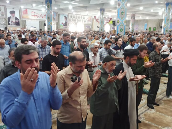 تصاویر/ نمازعبادی سیلسی جمعه کاشان