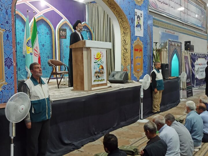 تصاویر/ نمازعبادی سیلسی جمعه کاشان