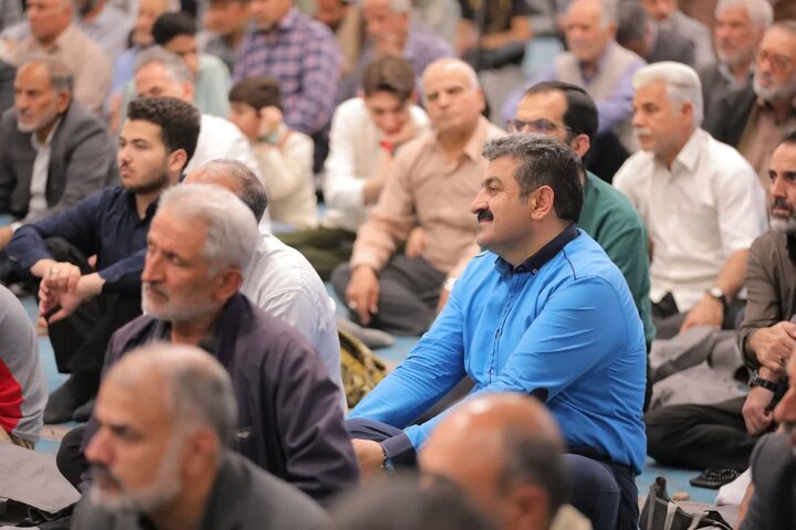 تصاویر/ اقامه نماز جمعه در ساوجبلاغ