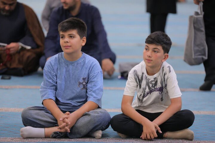 تصاویر/ اقامه نماز جمعه در ساوجبلاغ