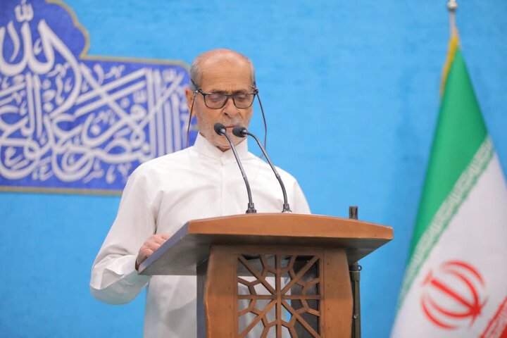 تصاویر/ اقامه نماز جمعه در ساوجبلاغ