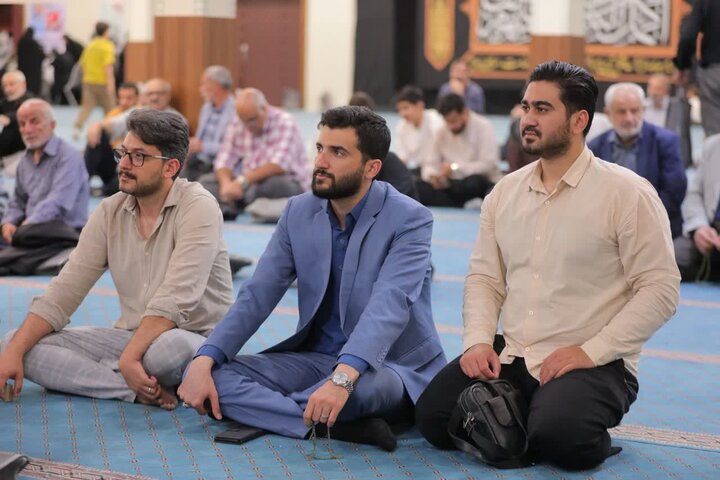 تصاویر/ اقامه نماز جمعه در ساوجبلاغ