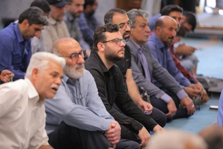 تصاویر/ اقامه نماز جمعه در ساوجبلاغ