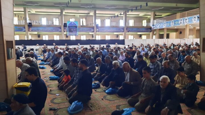 تصاویر/اقامه نماز عبادی سیاسی جمعه در خمین