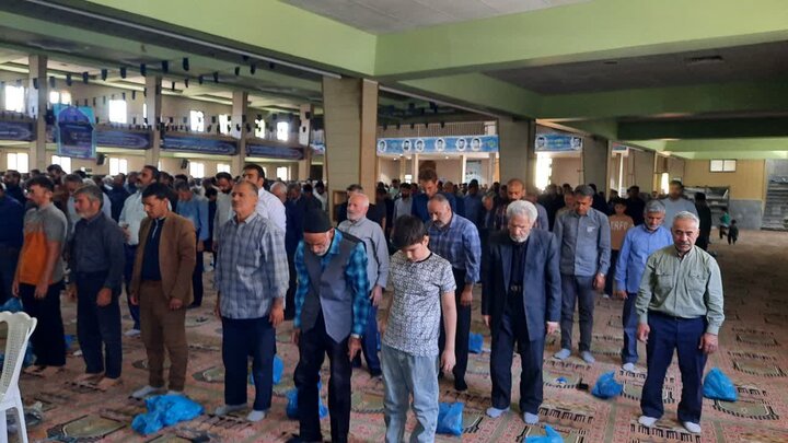 تصاویر/اقامه نماز عبادی سیاسی جمعه در خمین