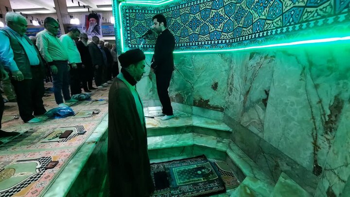 تصاویر/اقامه نماز عبادی سیاسی جمعه در خمین