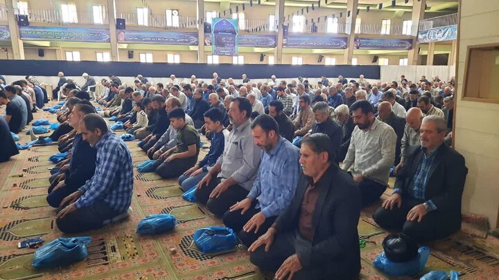 تصاویر/اقامه نماز عبادی سیاسی جمعه در خمین