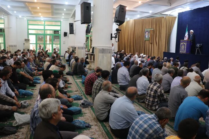 تصاویر/ برگزاری نماز عبادی سیاسی جمعه در قرچک
