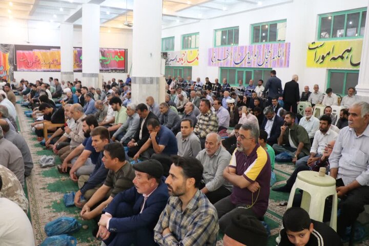 تصاویر/ برگزاری نماز عبادی سیاسی جمعه در قرچک