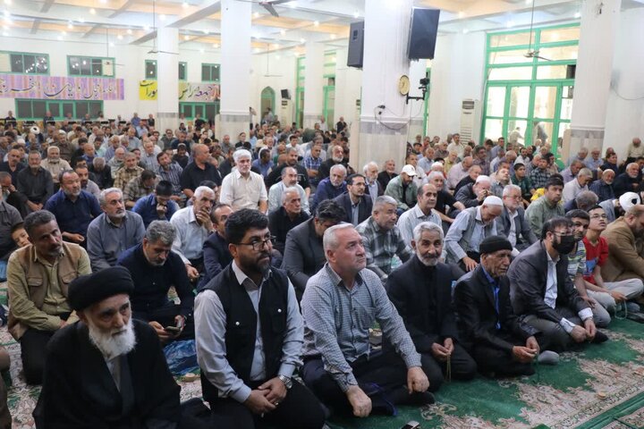تصاویر/ برگزاری نماز عبادی سیاسی جمعه در قرچک