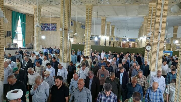 تصاویر/اقامه نماز عبادی سیاسی جمعه در زرندیه