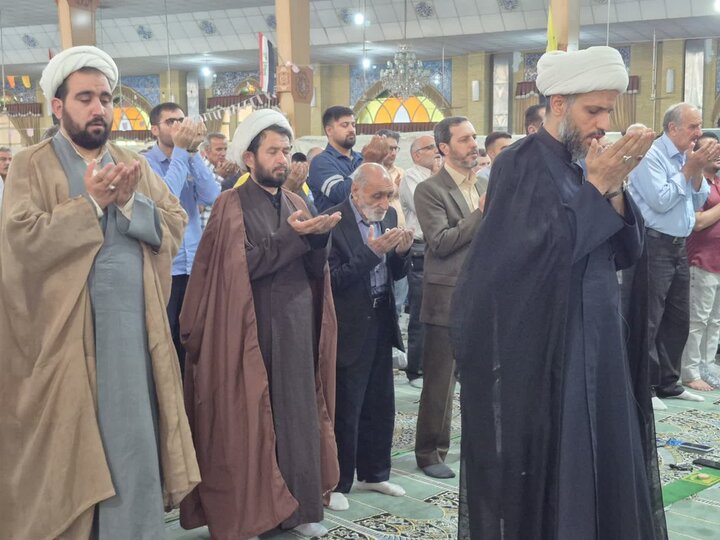 تصاویر/ اقامه نماز جمعه در پاکدشت