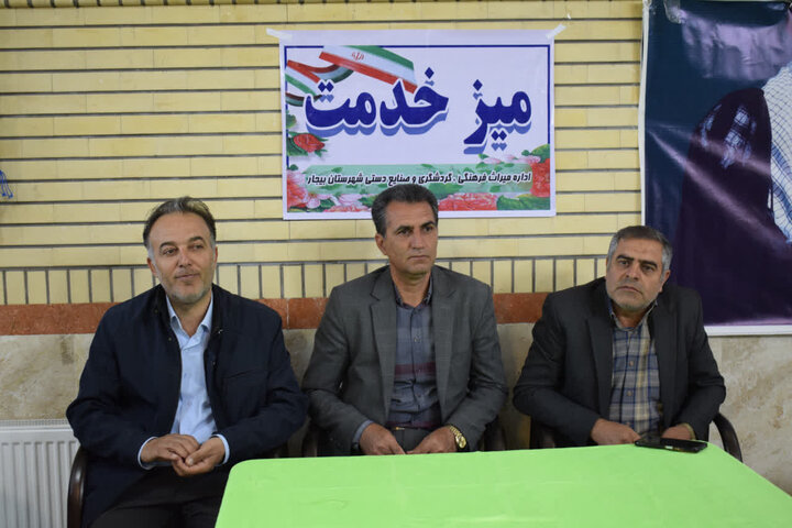 تصاویر/ اقامه نماز جمعه شهرستان بیجار