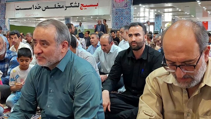تصاویر| نماز جمعه عبادی سیاسی بیرجند