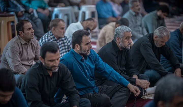 تصاویر/ نماز عبادی سیاسی جمعه سرخ رود