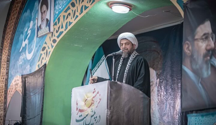 تصاویر/ نماز عبادی سیاسی جمعه سرخ رود