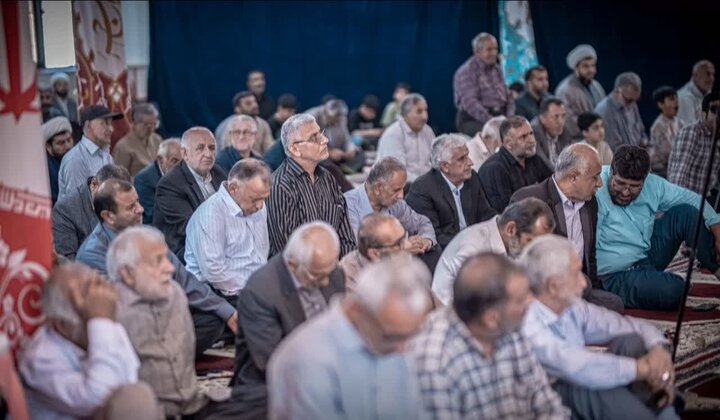 تصاویر/ نماز عبادی سیاسی جمعه سرخ رود