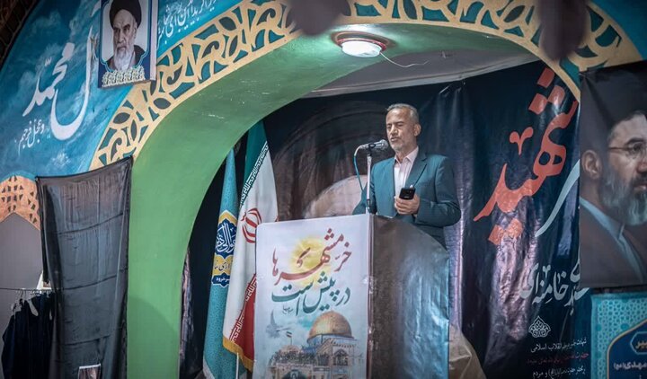 تصاویر/ نماز عبادی سیاسی جمعه سرخ رود