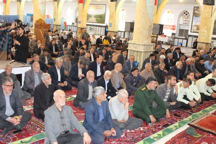 تصاویر/ اقامه نماز عبادی سیاسی جمعه در بناب