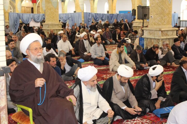 تصاویر/ اقامه نماز عبادی سیاسی جمعه در بناب
