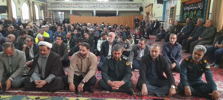 تصاویر/ اقامه نماز عبادی سیاسی جمعه در اسکو