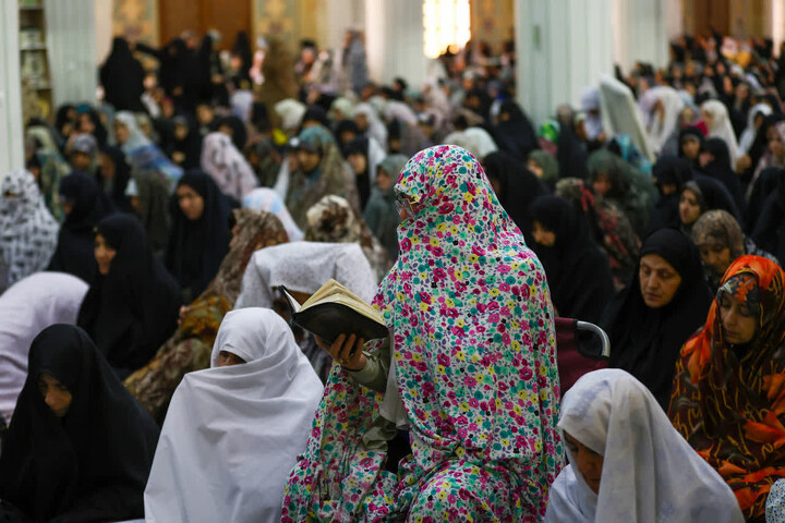 تصاویر/ اقامه نماز عبادی سیاسی جمعه در تبریز