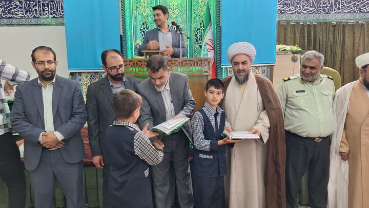 تصاویر/ اقامه نماز عبادی سیاسی جمعه در ترکمنچای