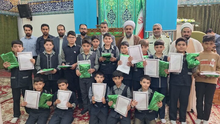 تصاویر/ اقامه نماز عبادی سیاسی جمعه در ترکمنچای