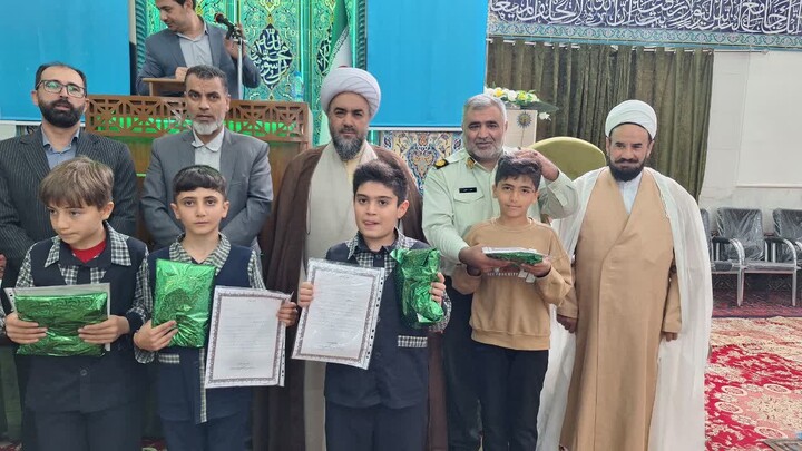 تصاویر/ اقامه نماز عبادی سیاسی جمعه در ترکمنچای