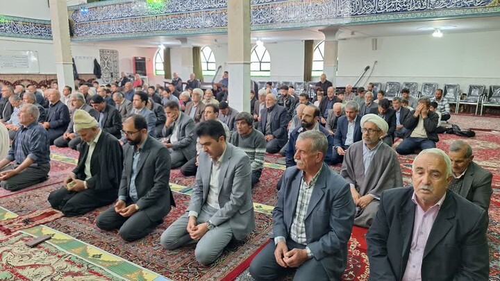 تصاویر/ اقامه نماز عبادی سیاسی جمعه در ترکمنچای