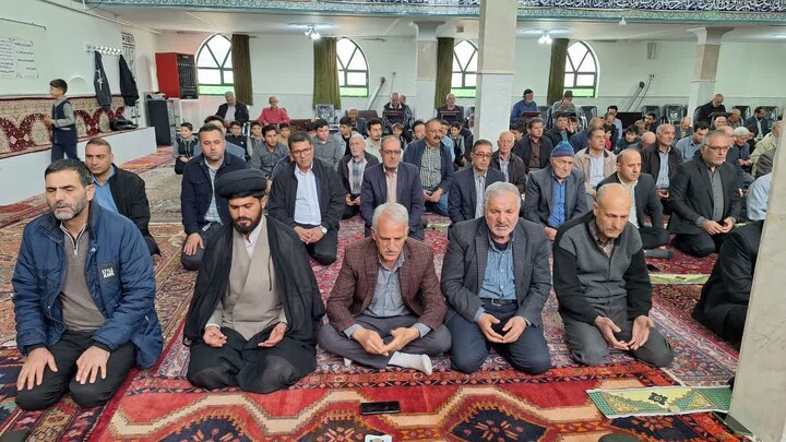 تصاویر/ اقامه نماز عبادی سیاسی جمعه در ترکمنچای