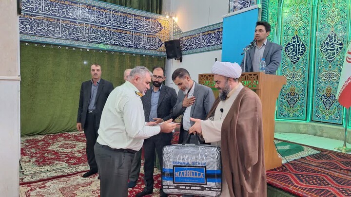 تصاویر/ اقامه نماز عبادی سیاسی جمعه در ترکمنچای