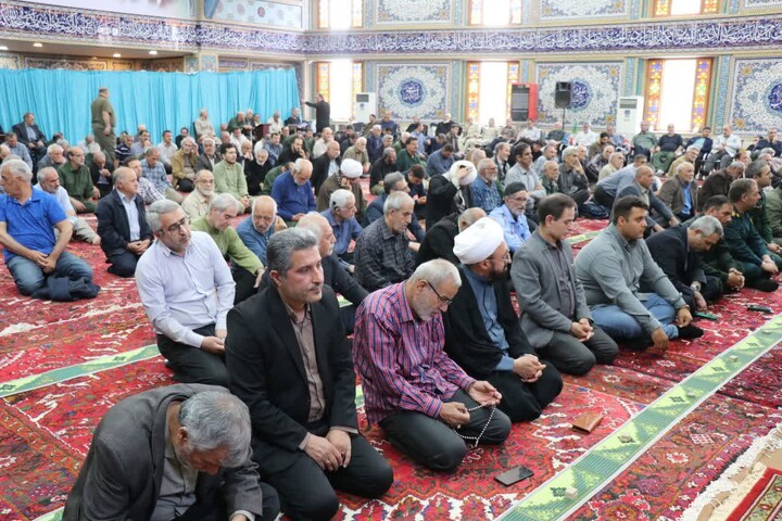 تصاویر/ اقامه نماز عبادی سیاسی جمعه در جلفا
