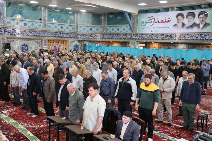تصاویر/ اقامه نماز عبادی سیاسی جمعه در جلفا