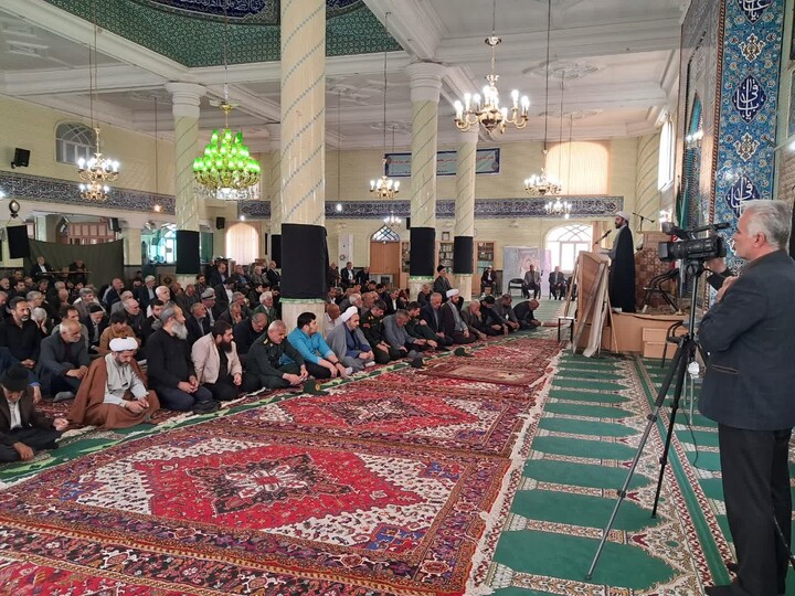 تصاویر/ اقامه نماز عبادی سیاسی جمعه در خسروشاه