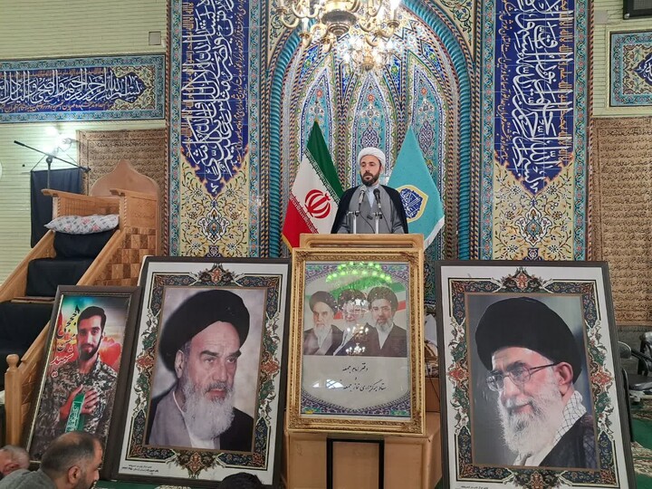 تصاویر/ اقامه نماز عبادی سیاسی جمعه در خسروشاه