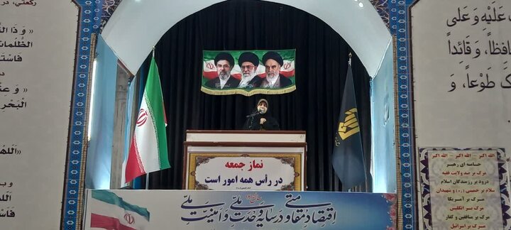 تصاویر/ نماز عبادی سیاسی جمعه شهرستان محمودآباد