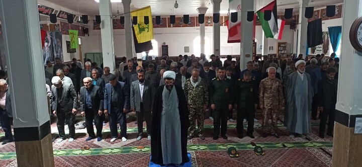 تصاویر/ اقامه نماز عبادی سیاسی جمعه در دندی
