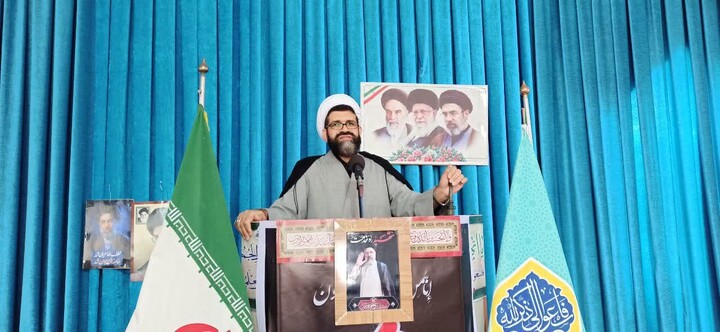 تصاویر/ اقامه نماز عبادی سیاسی جمعه در دندی