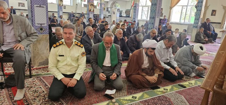تصاویر/ اقامه نماز عبادی سیاسی جمعه در سلطانیه